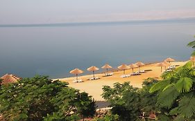 Holiday Inn Resort By Ihg  5*